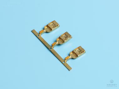 6.3/250方形插簧，適配6.3*0.8公插，0.3厚，黃銅，橫帶（DN01-02)